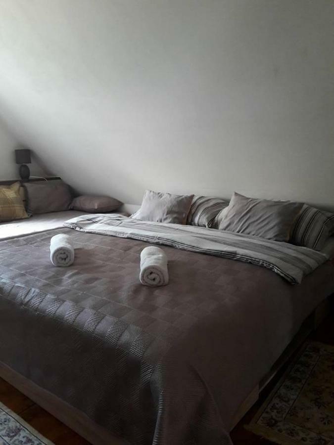 Apartman-Bartko บันสกา ชีอาว์นีซา ภายนอก รูปภาพ
